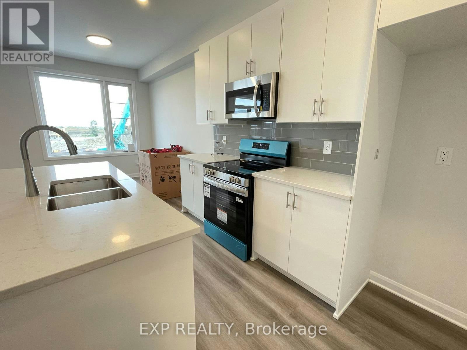 905 Jack Dalgity Street, Mississippi Mills, ON, K0A 1A0 - 3