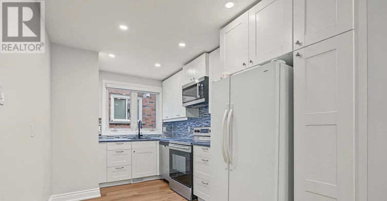 A (UPPER UNIT-1135 Maitland Avenue, Ottawa, ON, K2C 2B8 - 12