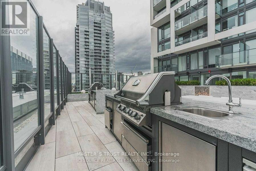 943-8 Hillsdale Avenue E, Toronto, ON, M4S 1T5 - 17