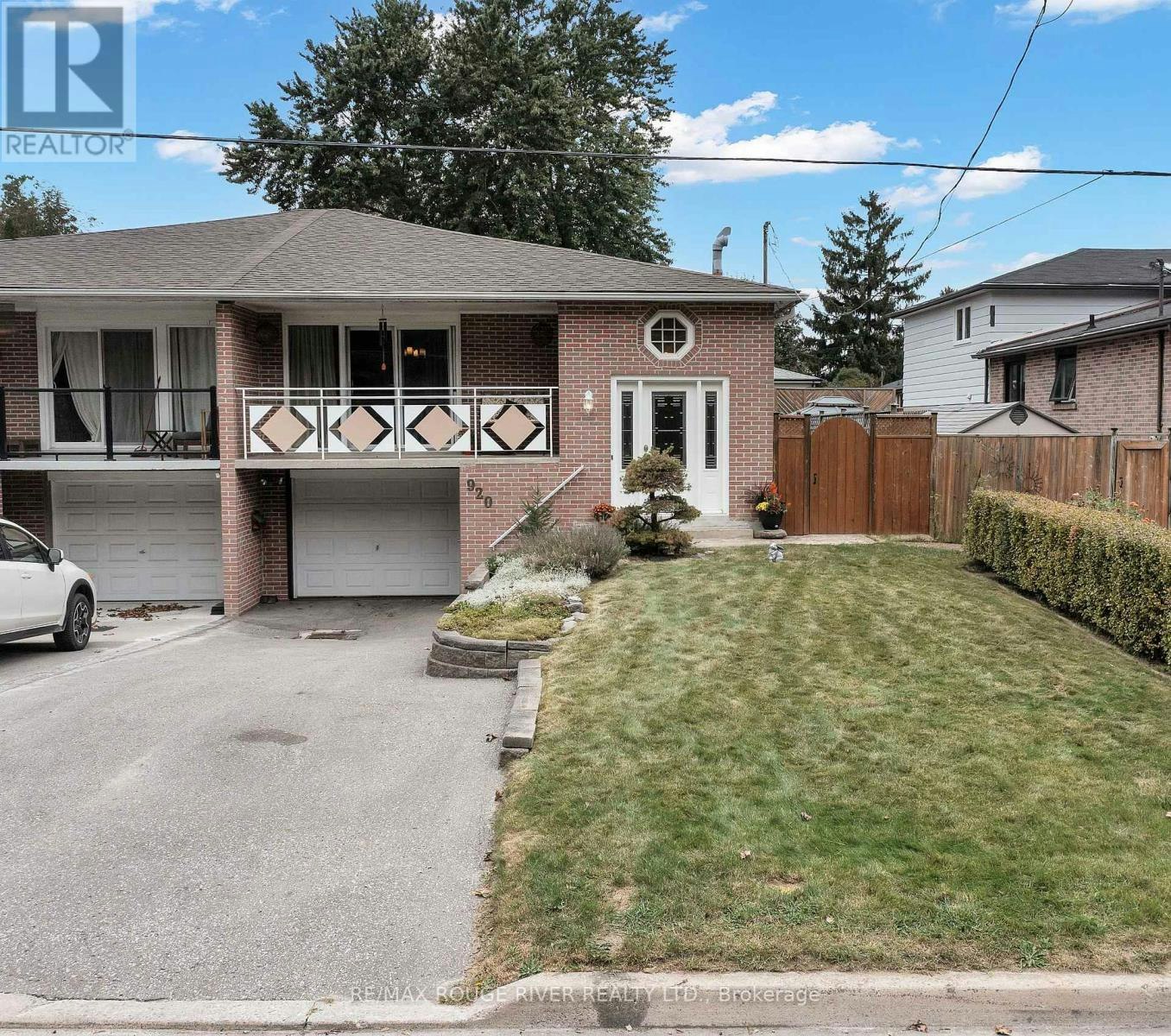 920 Sunrise Avenue, Pickering, ON, L1W 2G3