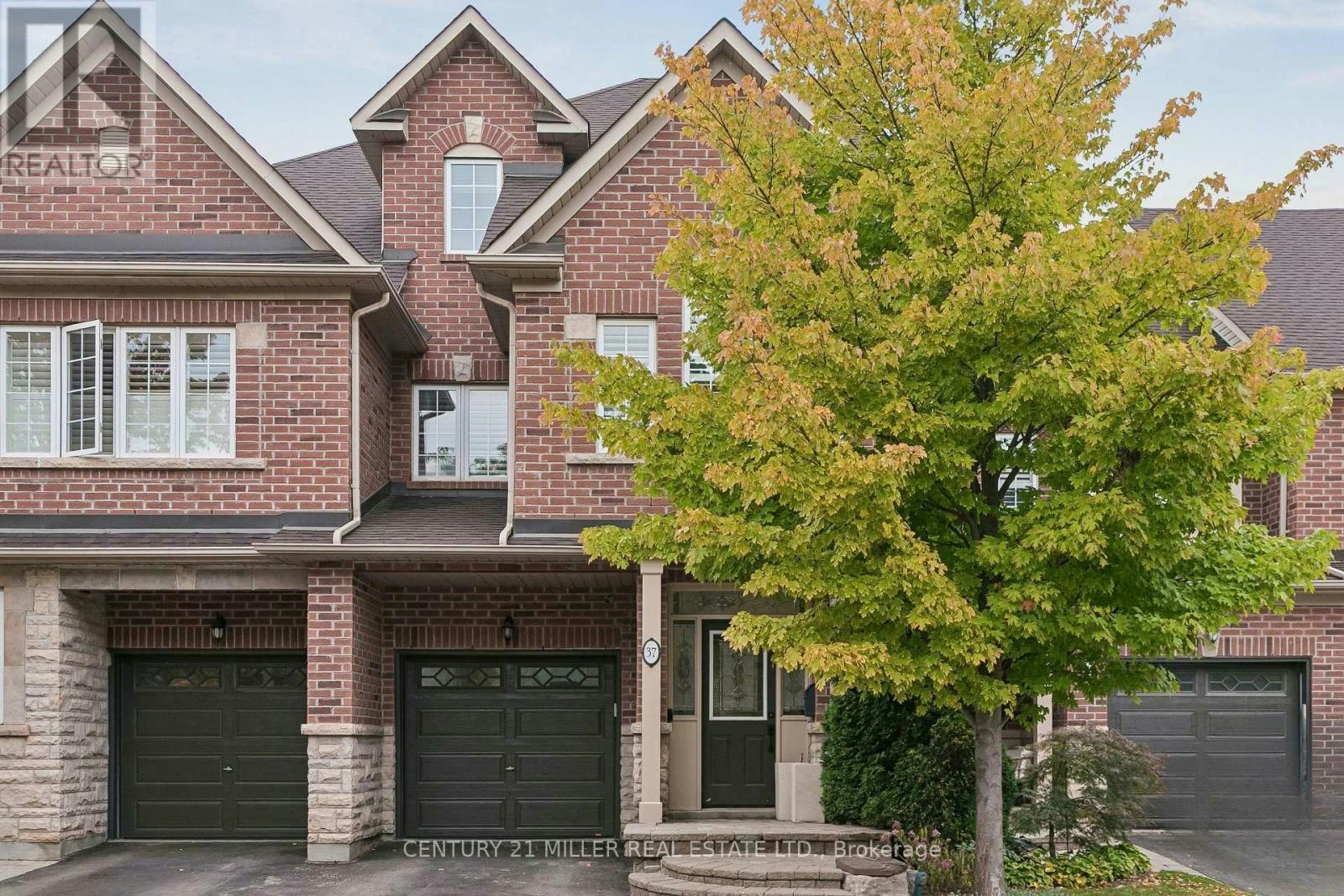 37-300 Ravineview Way, Oakville, ON, L6H 7J1
