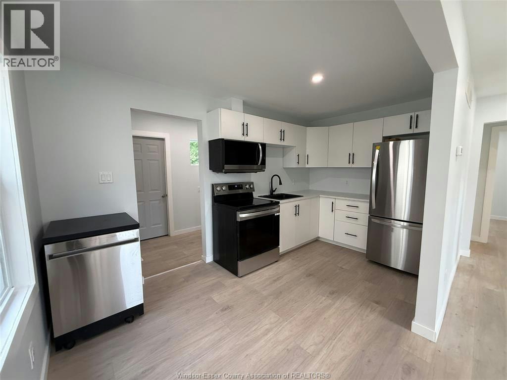 3847 Matchett Road, Windsor, ON, N9C 2A3 - 8