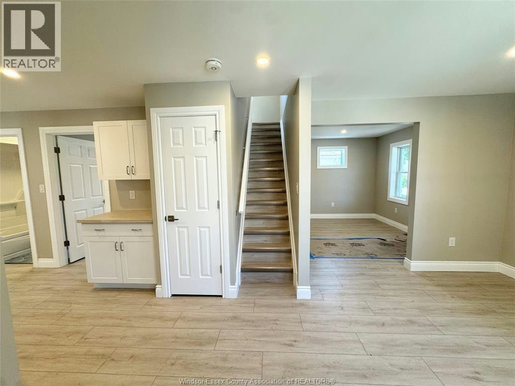 1296 Laurendeau Avenue, Windsor, ON, N8Y 4B5 - 11