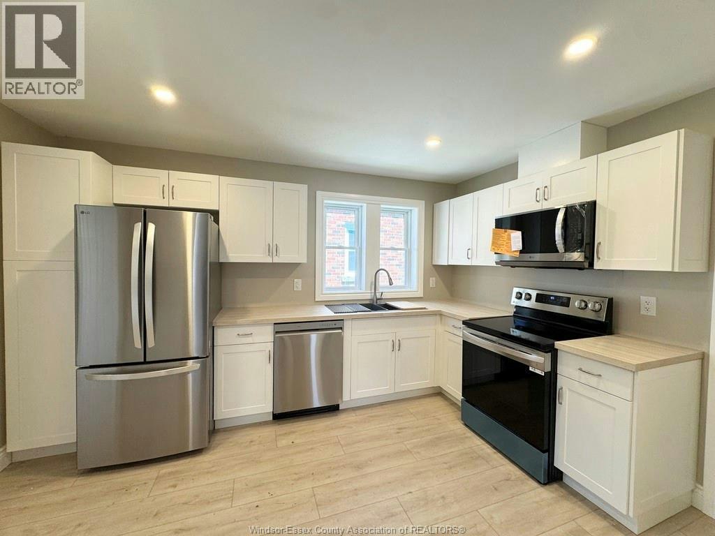 1296 Laurendeau Avenue, Windsor, ON, N8Y 4B5 - 6