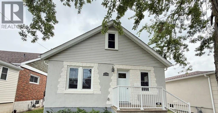 1296 Laurendeau Avenue, Windsor, ON, N8Y 4B5