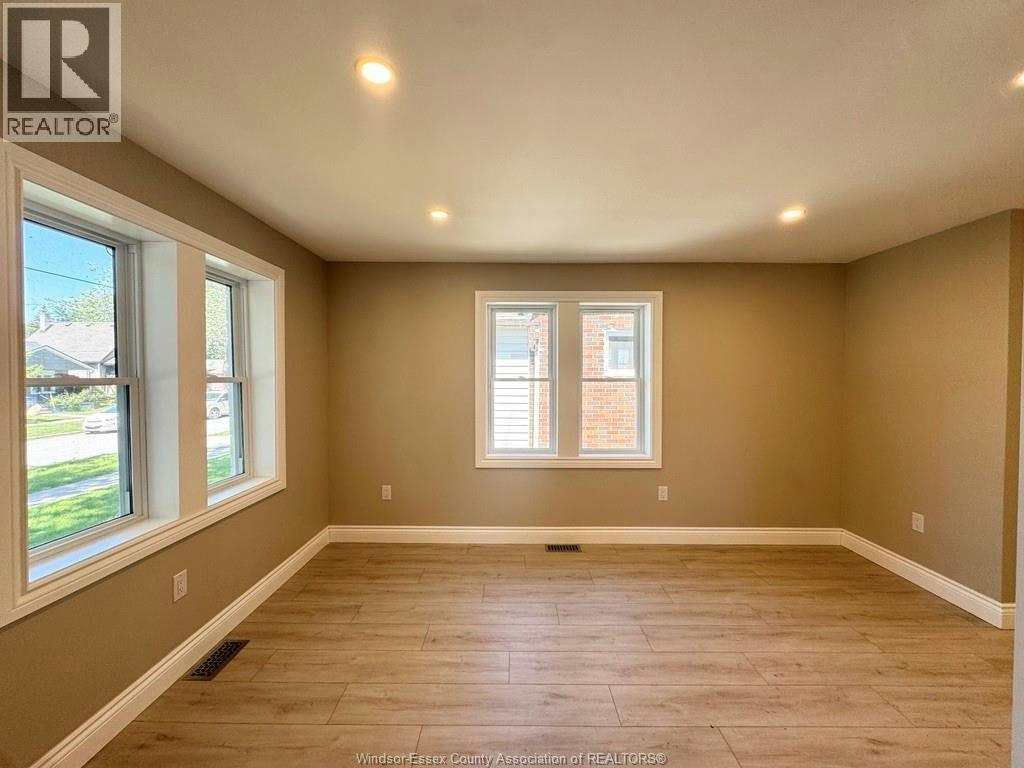 1296 Laurendeau Avenue, Windsor, ON, N8Y 4B5 - 18