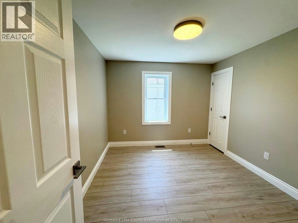 1296 Laurendeau Avenue, Windsor, ON, N8Y 4B5 - 14