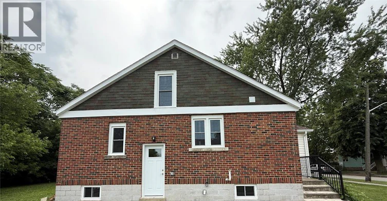 1290 Laurendeau Avenue, Windsor, ON, N8Y 4B5 - 3