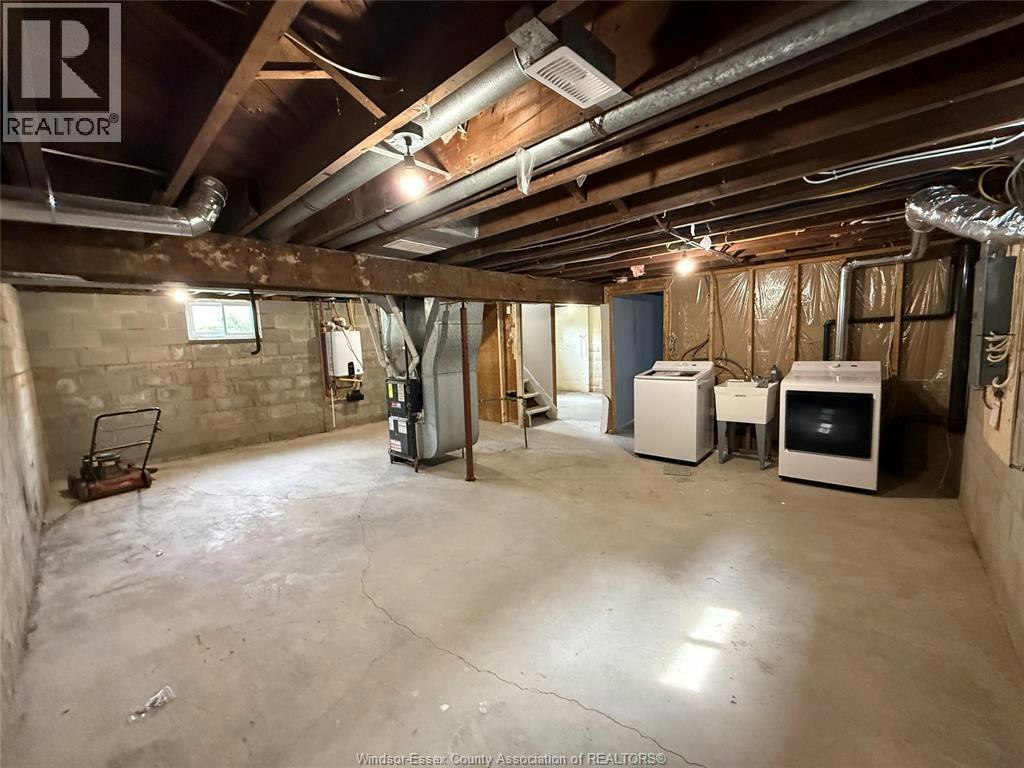 1290 Laurendeau Avenue, Windsor, ON, N8Y 4B5 - 27