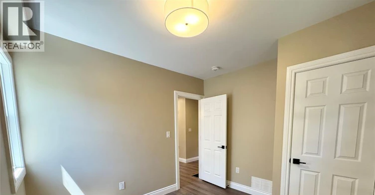 1290 Laurendeau Avenue, Windsor, ON, N8Y 4B5 - 13
