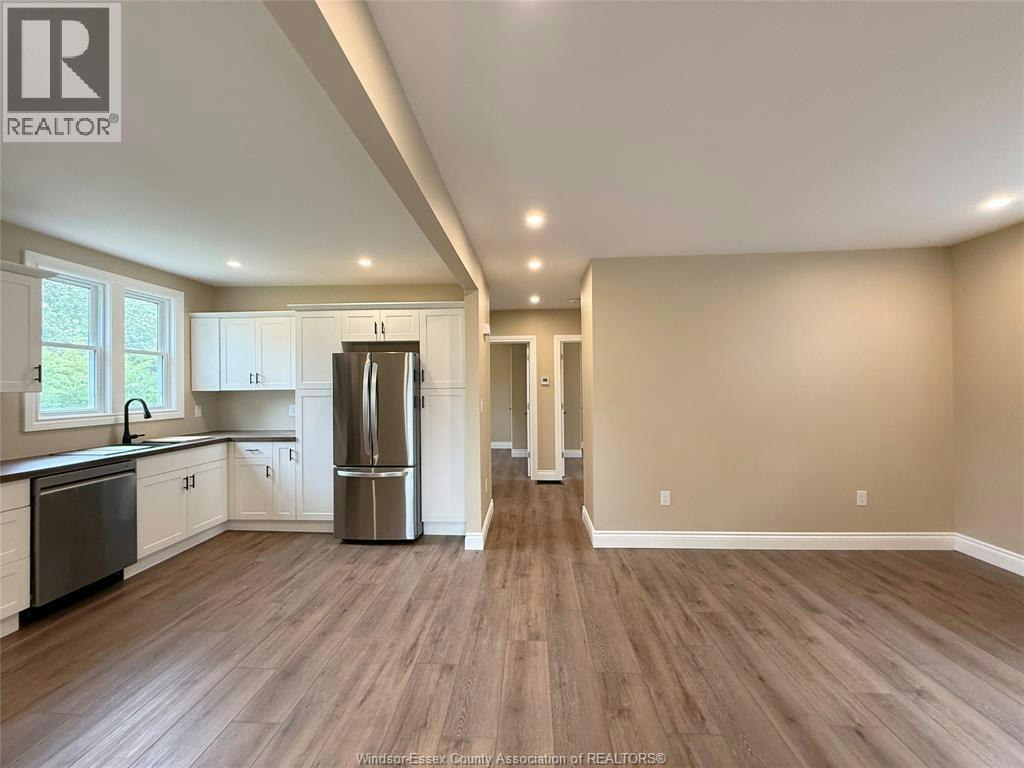 1290 Laurendeau Avenue, Windsor, ON, N8Y 4B5 - 11