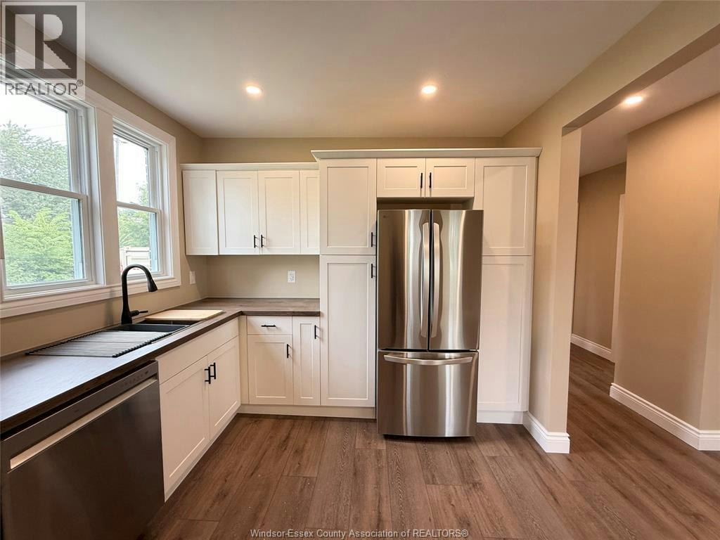 1290 Laurendeau Avenue, Windsor, ON, N8Y 4B5 - 8