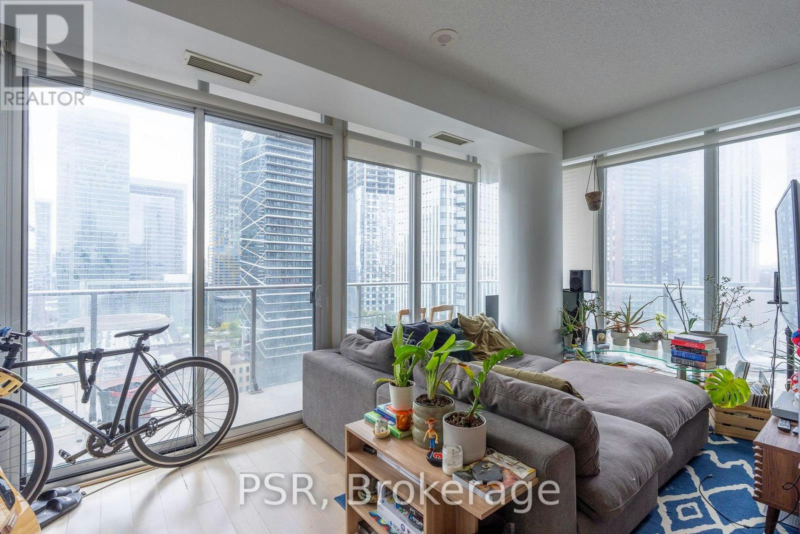 1803-126 Simcoe Street, Toronto, ON, M5H 4E6 - 7