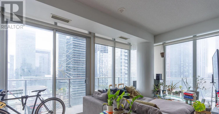 1803-126 Simcoe Street, Toronto, ON, M5H 4E6 - 7