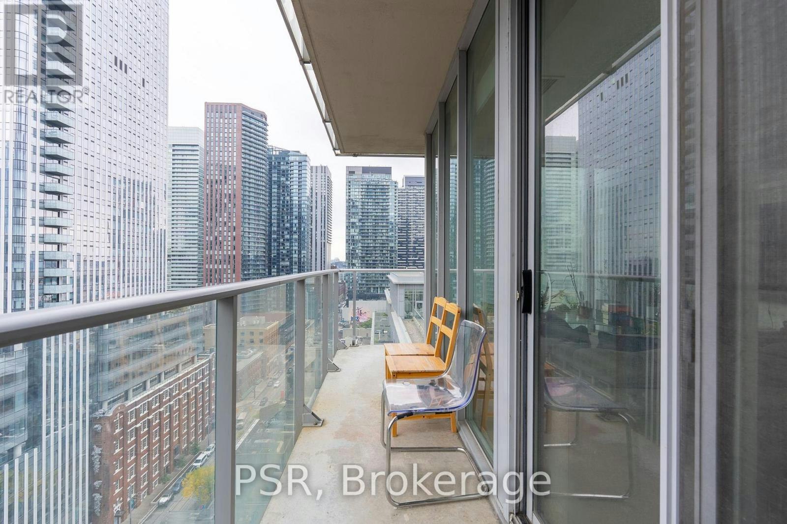 1803-126 Simcoe Street, Toronto, ON, M5H 4E6 - 11