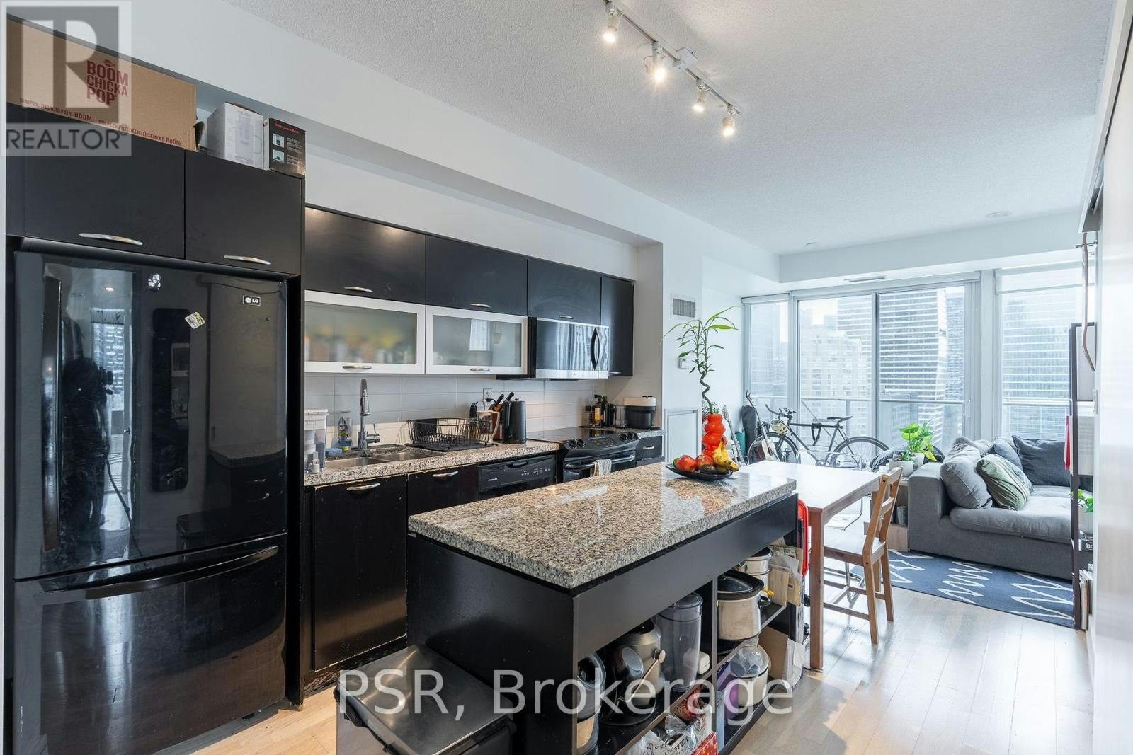 1803-126 Simcoe Street, Toronto, ON, M5H 4E6 - 3