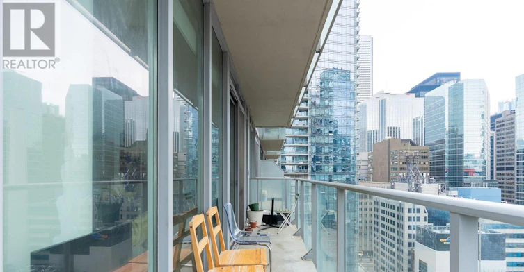 1803-126 Simcoe Street, Toronto, ON, M5H 4E6 - 12