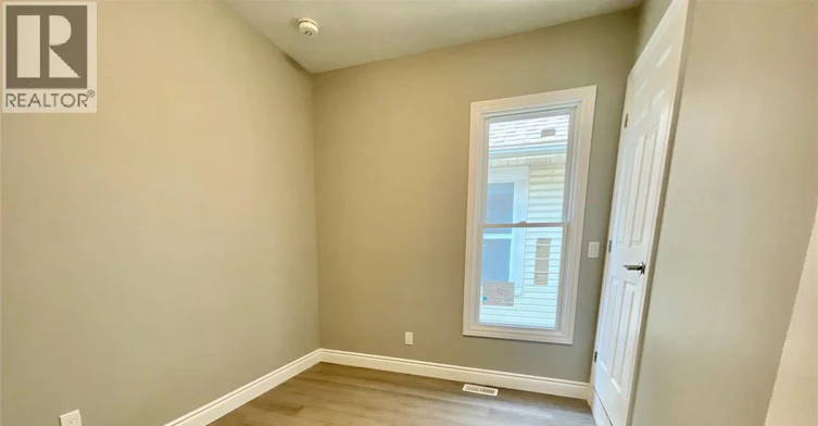 449 Ellis Street West, Windsor, ON, N8X 1B1 - 9