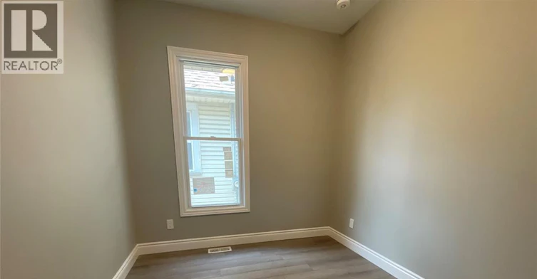 449 Ellis Street West, Windsor, ON, N8X 1B1 - 12