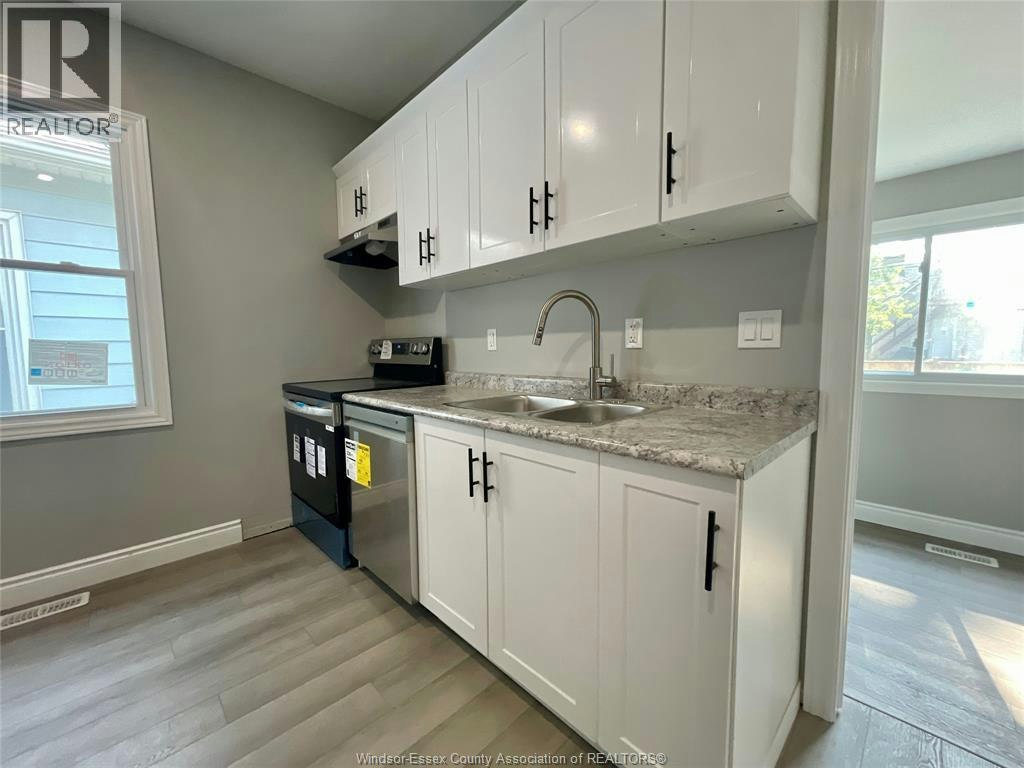449 Ellis Street West, Windsor, ON, N8X 1B1 - 7