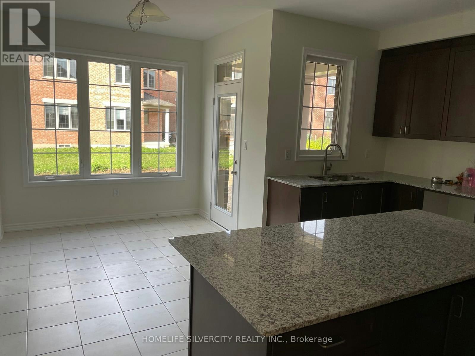 67 Ten Pines Road, Vaughan, ON, L4H 3N5 - 5