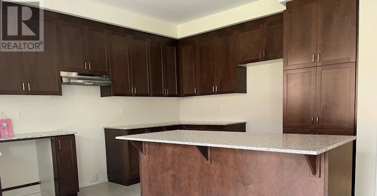 67 Ten Pines Road, Vaughan, ON, L4H 3N5 - 4