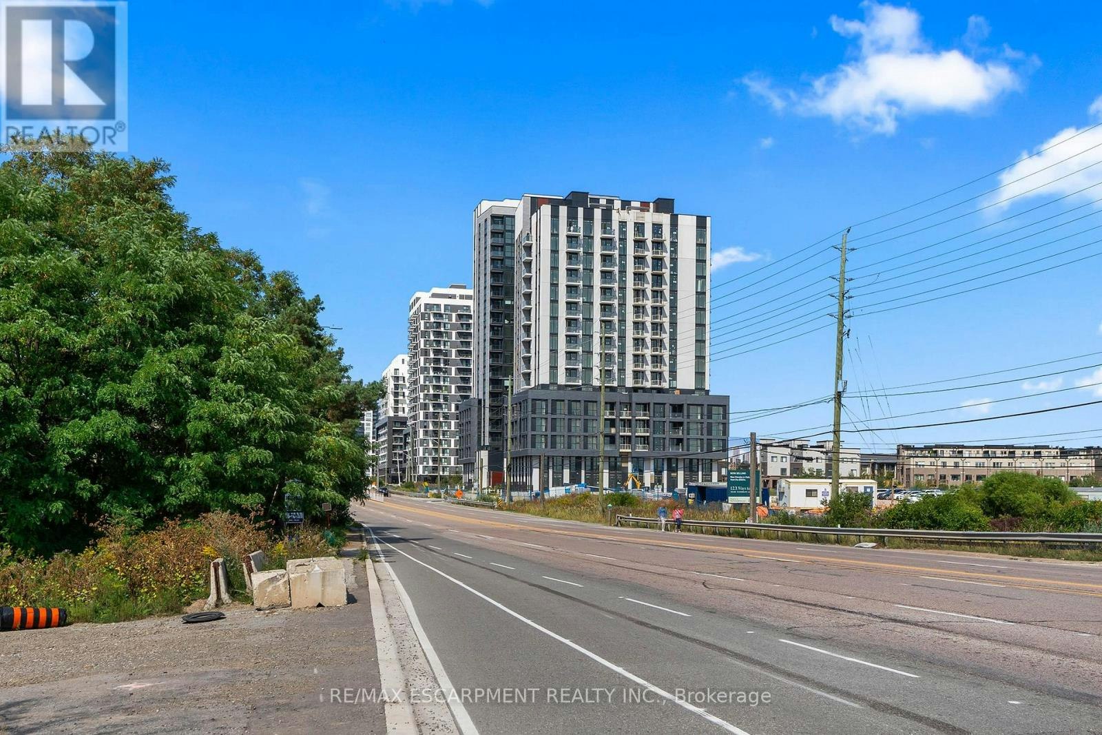 1808-3079 Trafalgar Road, Oakville, ON, L6H 8C5 - 2