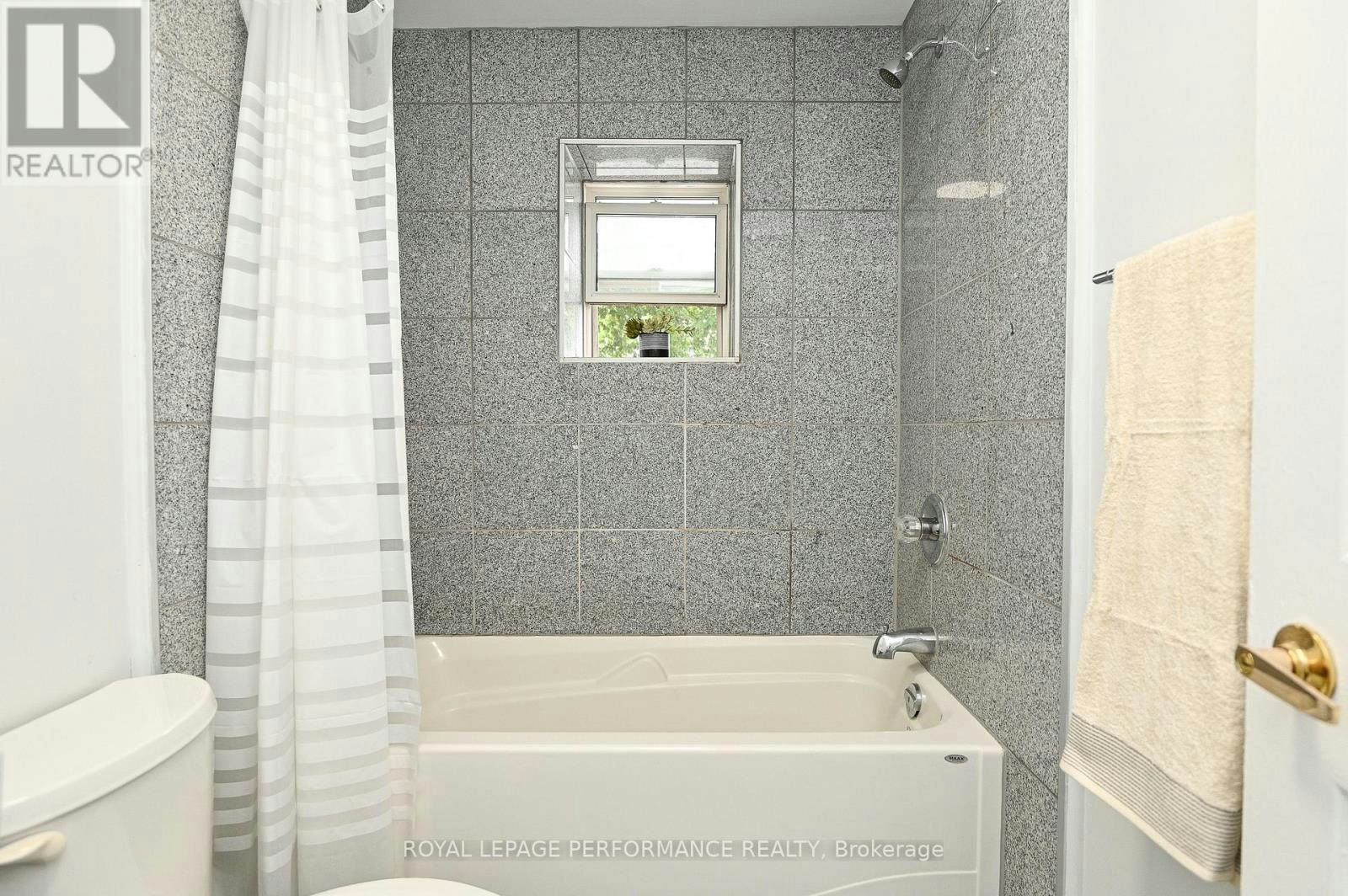 2-123 Pamilla Street W, Ottawa, ON, K1S 3K9 - 15