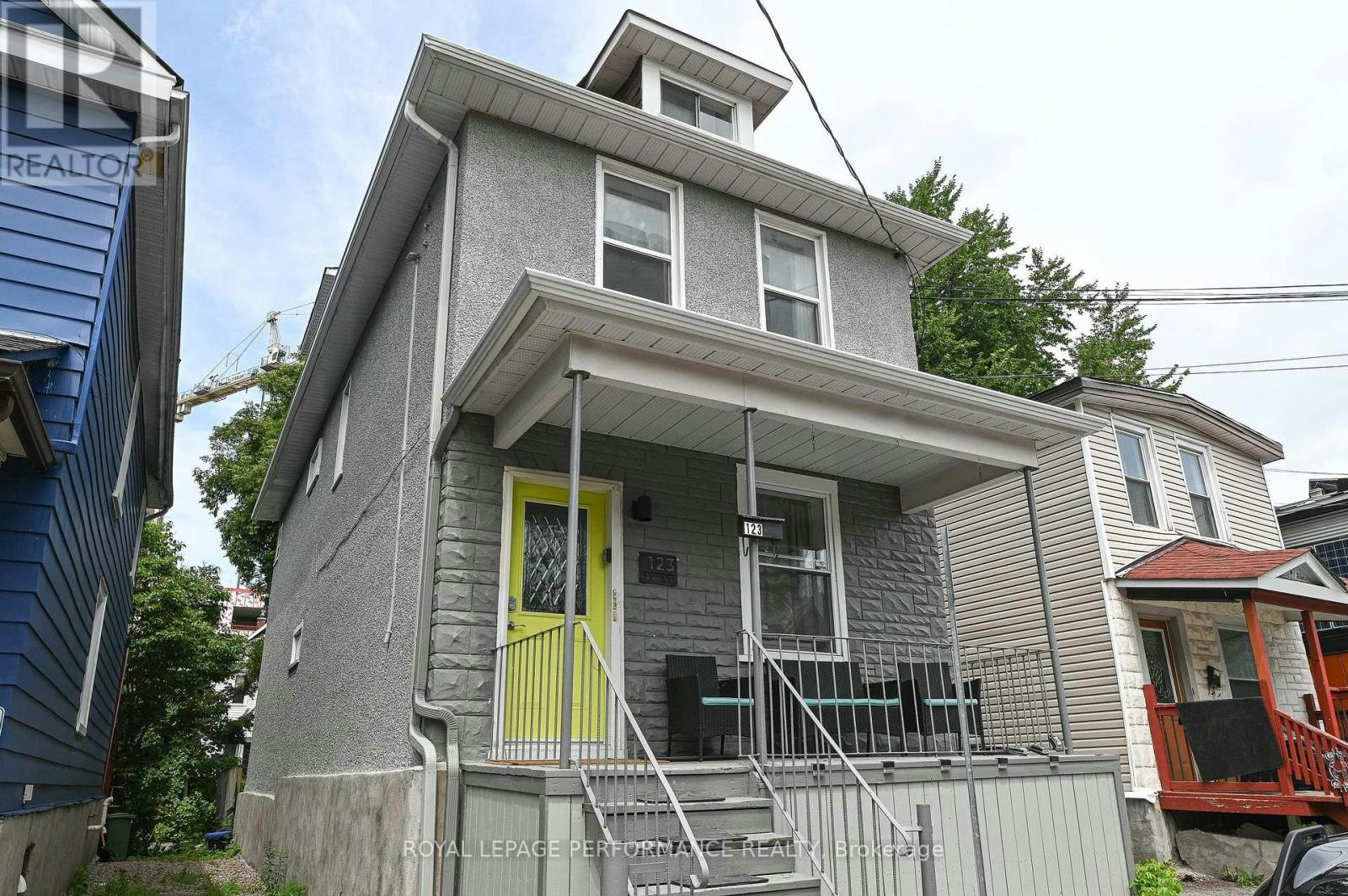 3-123 Pamilla Street, Ottawa, ON, K1S 3K9