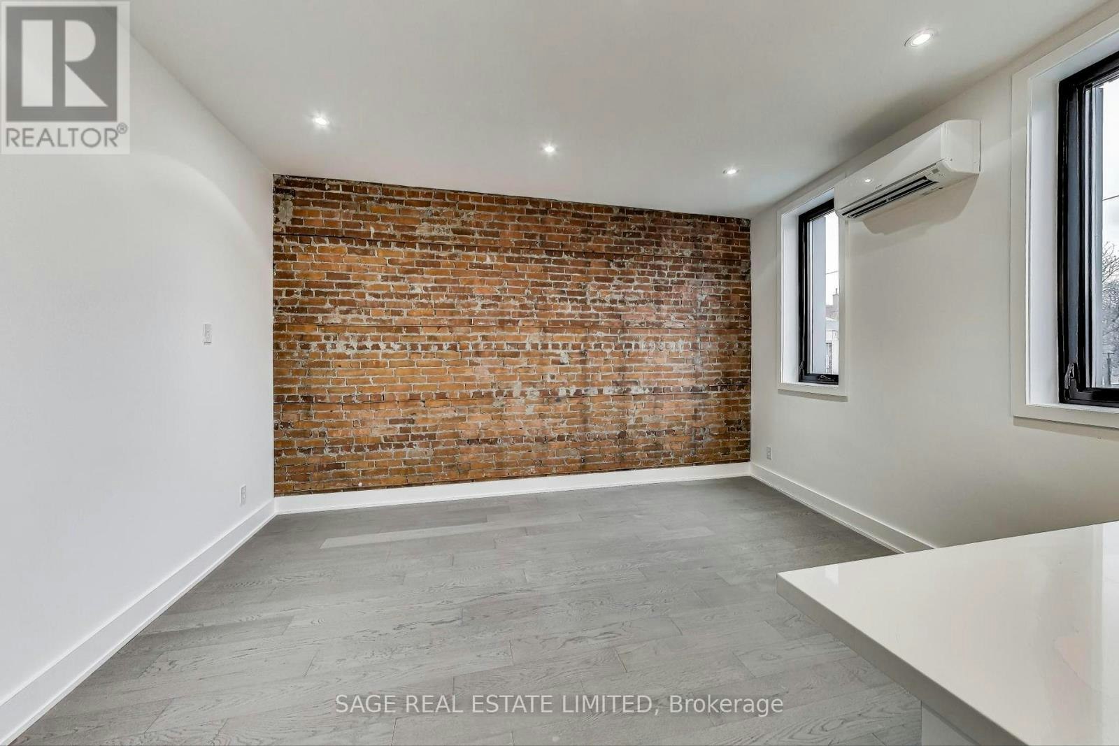 UPPER-2551 Yonge Street, Toronto, ON, M4P 2H9 - 5