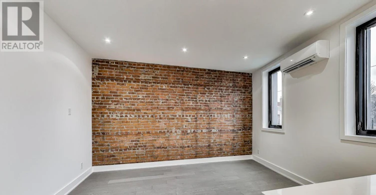 UPPER-2551 Yonge Street, Toronto, ON, M4P 2H9 - 5
