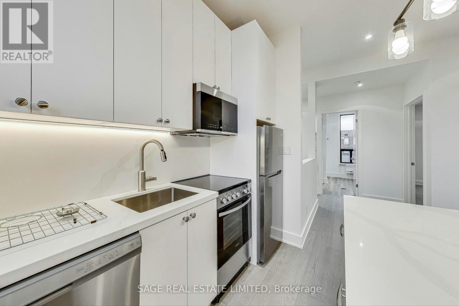 UPPER-2551 Yonge Street, Toronto, ON, M4P 2H9 - 10