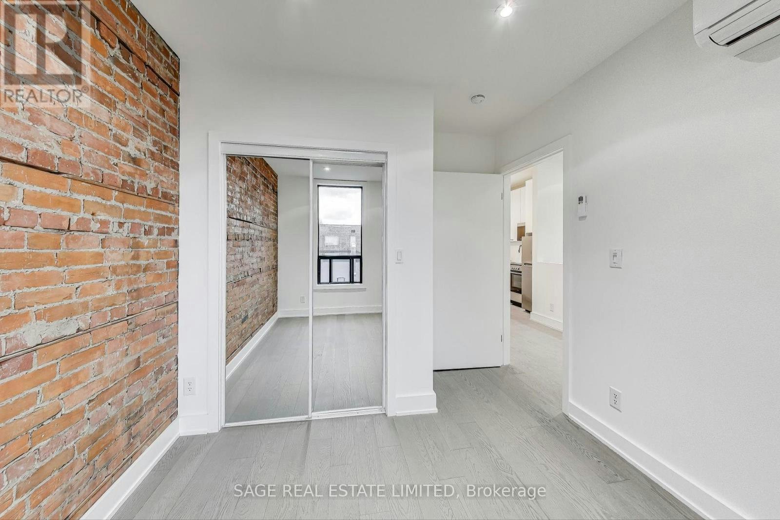 UPPER-2551 Yonge Street, Toronto, ON, M4P 2H9 - 12