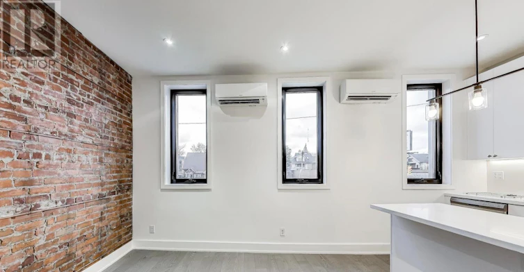 UPPER-2551 Yonge Street, Toronto, ON, M4P 2H9 - 6