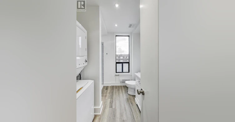 UPPER-2551 Yonge Street, Toronto, ON, M4P 2H9 - 15