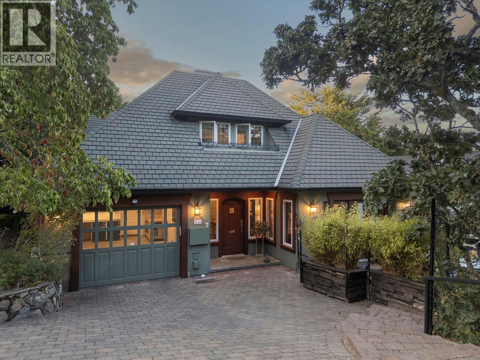 2018 Romney Road, Victoria, BC, V8S 4J7