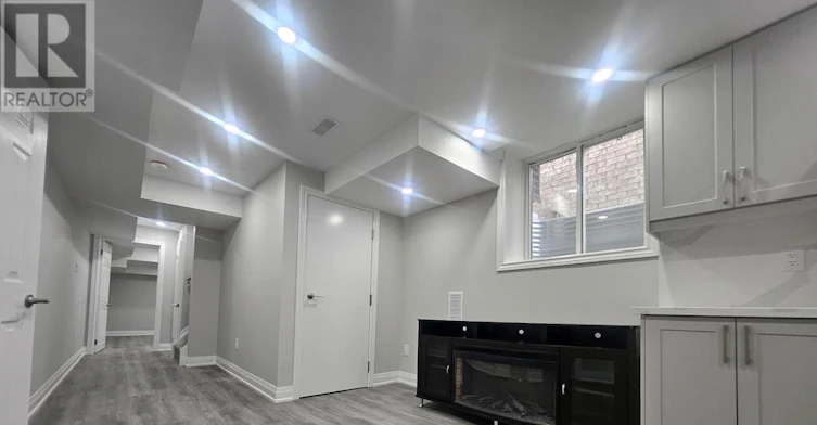 22 Headon Avenue, Ajax, ON, L1Z 1R4 - 2