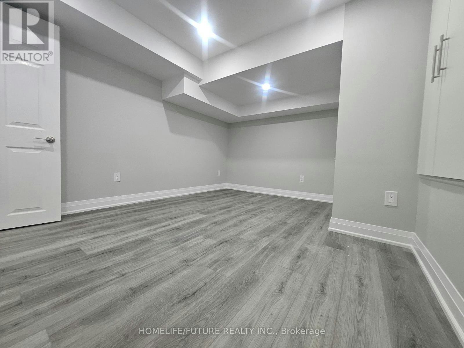 22 Headon Avenue, Ajax, ON, L1Z 1R4 - 17