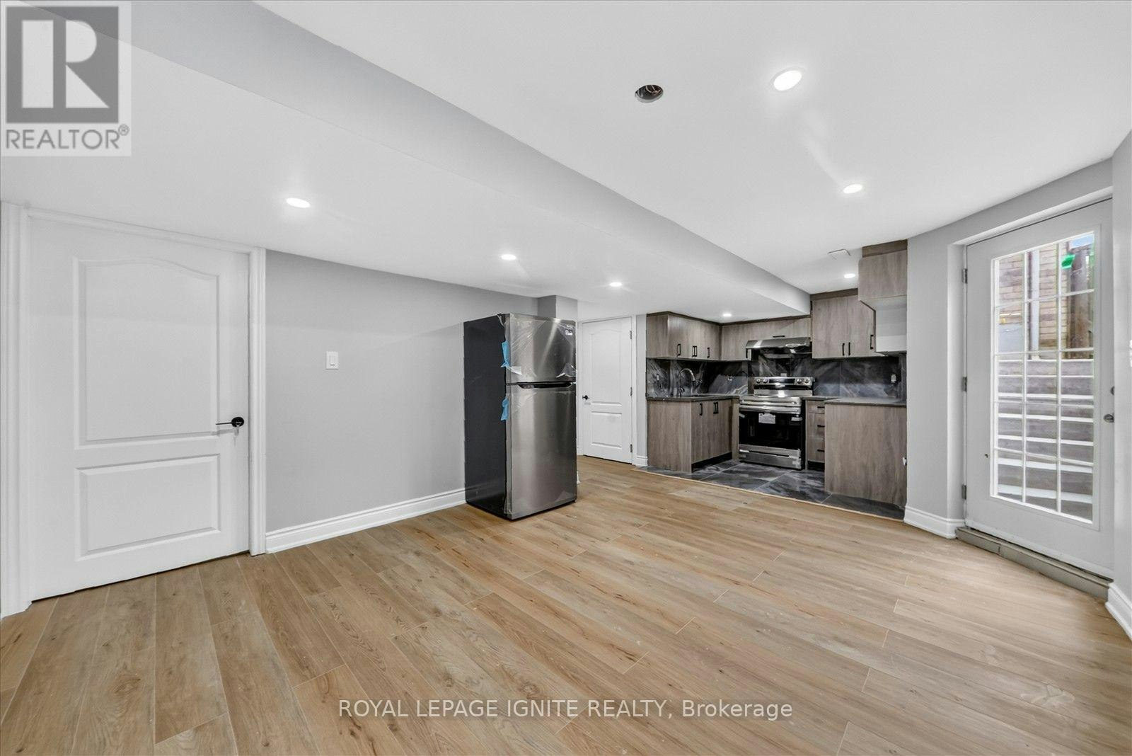 BSMT-15 Starry Crescent, Toronto, ON, M1X 2B6 - 7