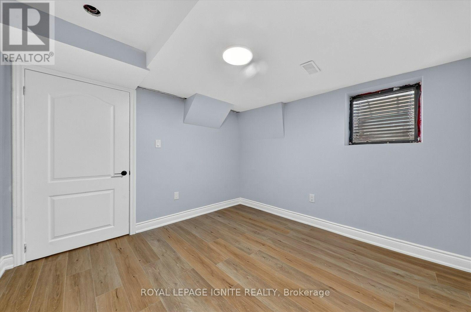 BSMT-15 Starry Crescent, Toronto, ON, M1X 2B6 - 15
