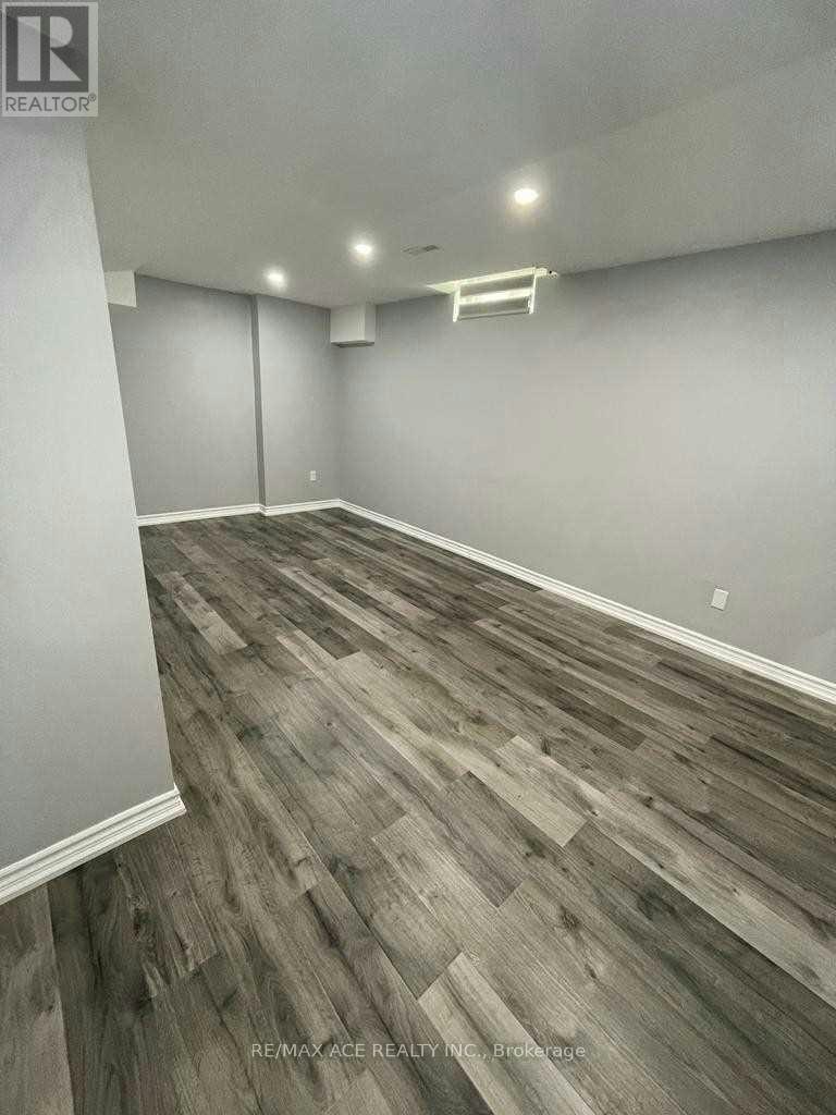 BSMT-304 Russet Way, Vaughan, ON, L4L 5C4 - 9
