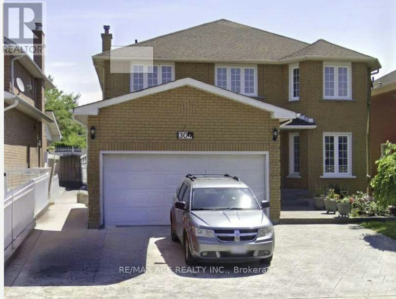 BSMT-304 Russet Way, Vaughan, ON, L4L 5C4