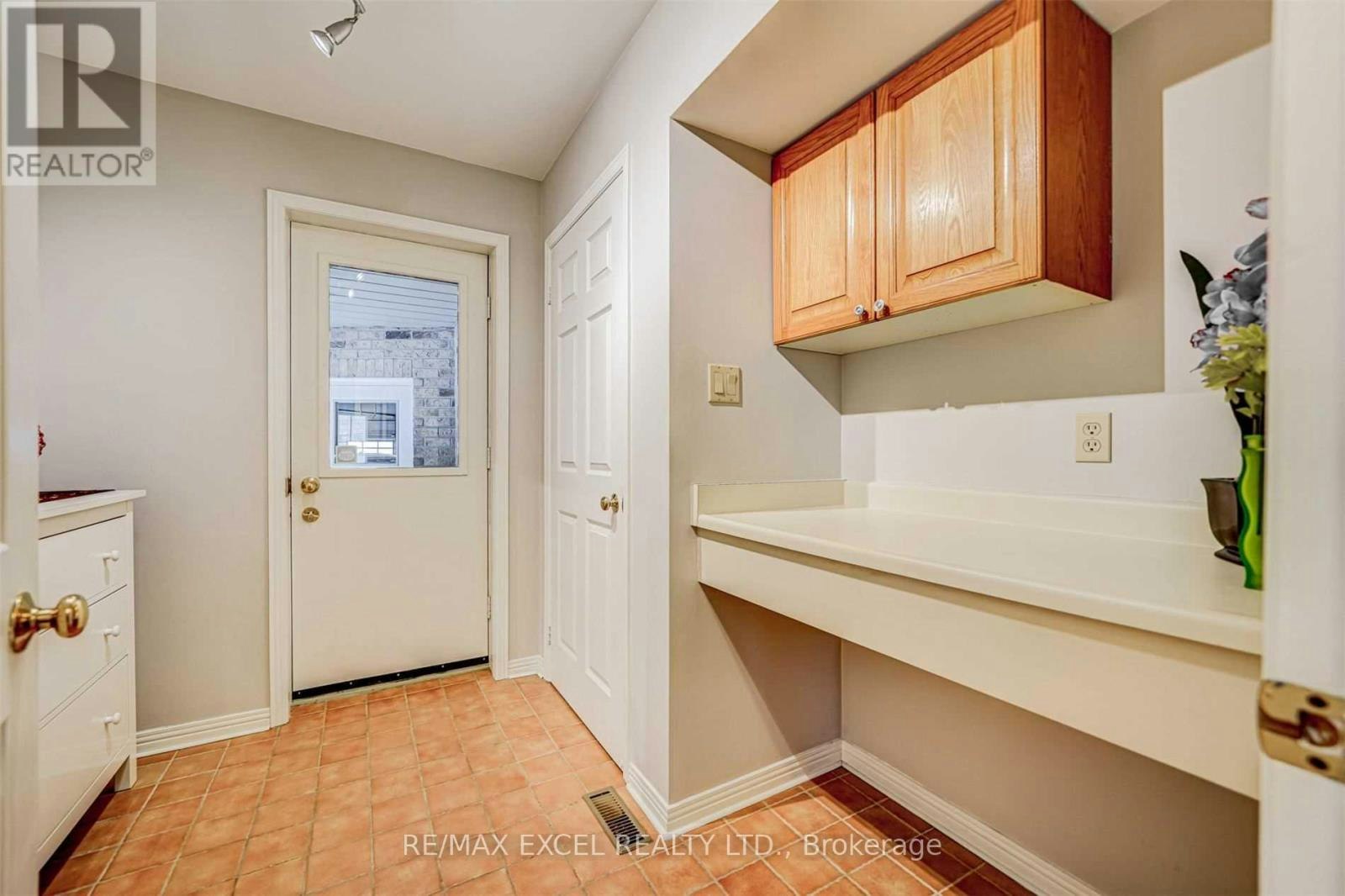 36 Hedgewood Drive, Markham, ON, L3R 6J6 - 31