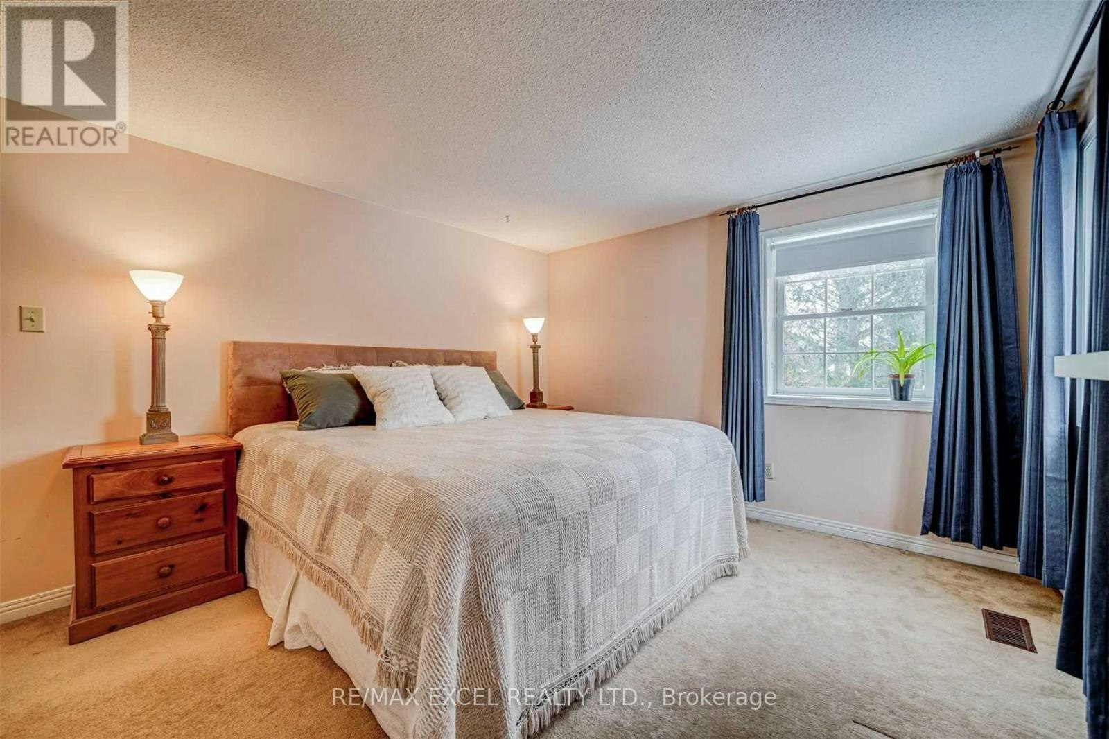 36 Hedgewood Drive, Markham, ON, L3R 6J6 - 16
