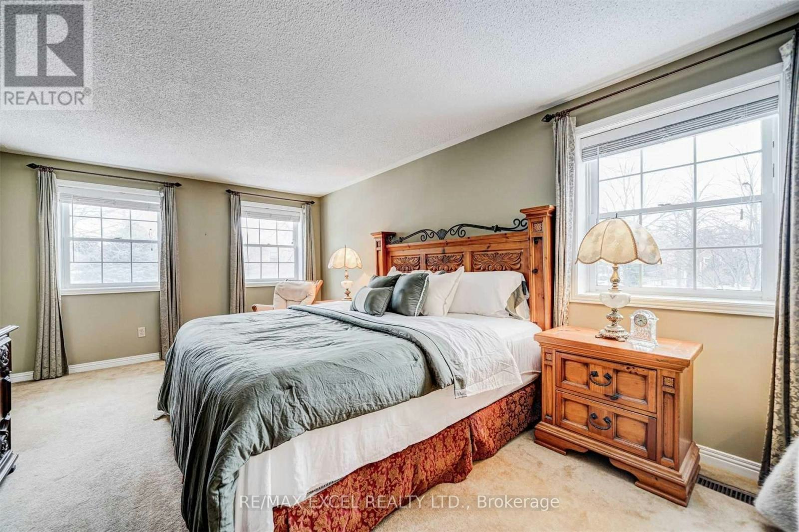 36 Hedgewood Drive, Markham, ON, L3R 6J6 - 15