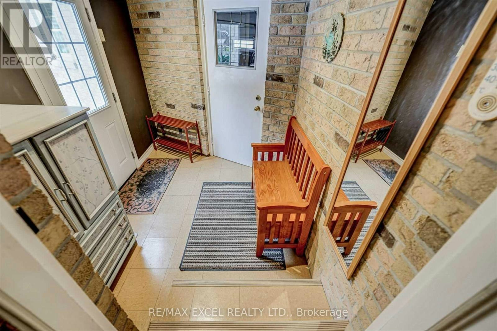 36 Hedgewood Drive, Markham, ON, L3R 6J6 - 30