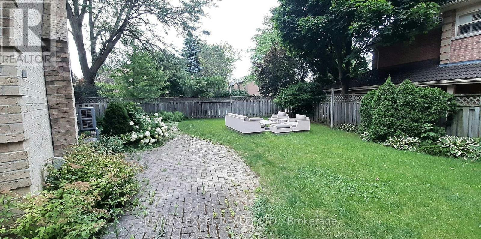 36 Hedgewood Drive, Markham, ON, L3R 6J6 - 32