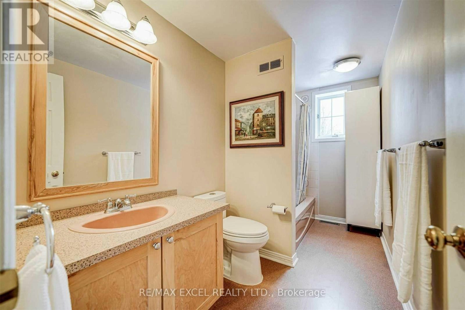 36 Hedgewood Drive, Markham, ON, L3R 6J6 - 24