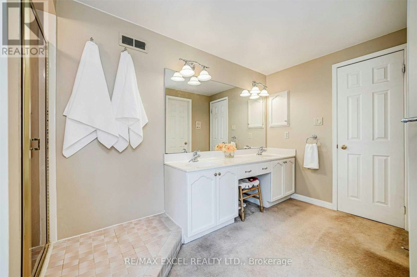 36 Hedgewood Drive, Markham, ON, L3R 6J6 - 22