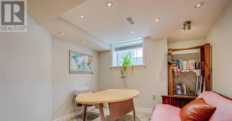 36 Hedgewood Drive, Markham, ON, L3R 6J6 - 27